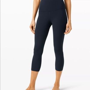 LULULEMON ALIGN™ SUPER HIGH-RISE CROP 21"  navy size 6